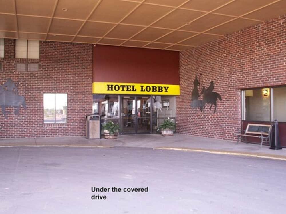 Dodge House Hotel Dodge City Esterno foto